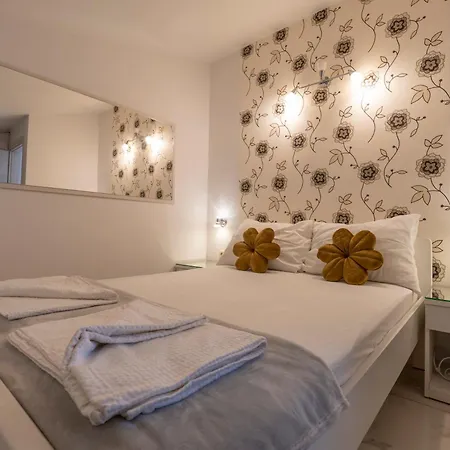 Limia Апартаменты Пула